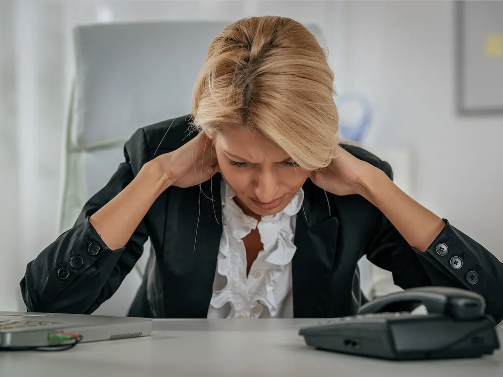 How HealthSource of Harvest treats neck pain in Harvest